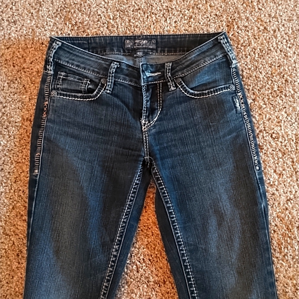Silver Jeans Aiko Bootcut 26x33